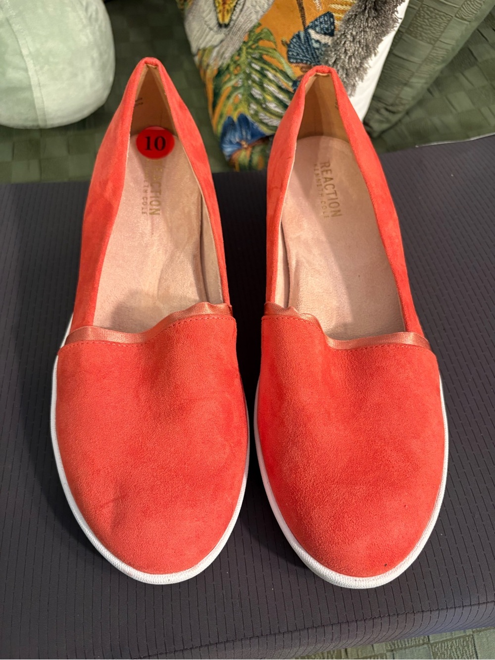 Kenneth Cole Reaction Coral-Red Suede Slip-On Flats